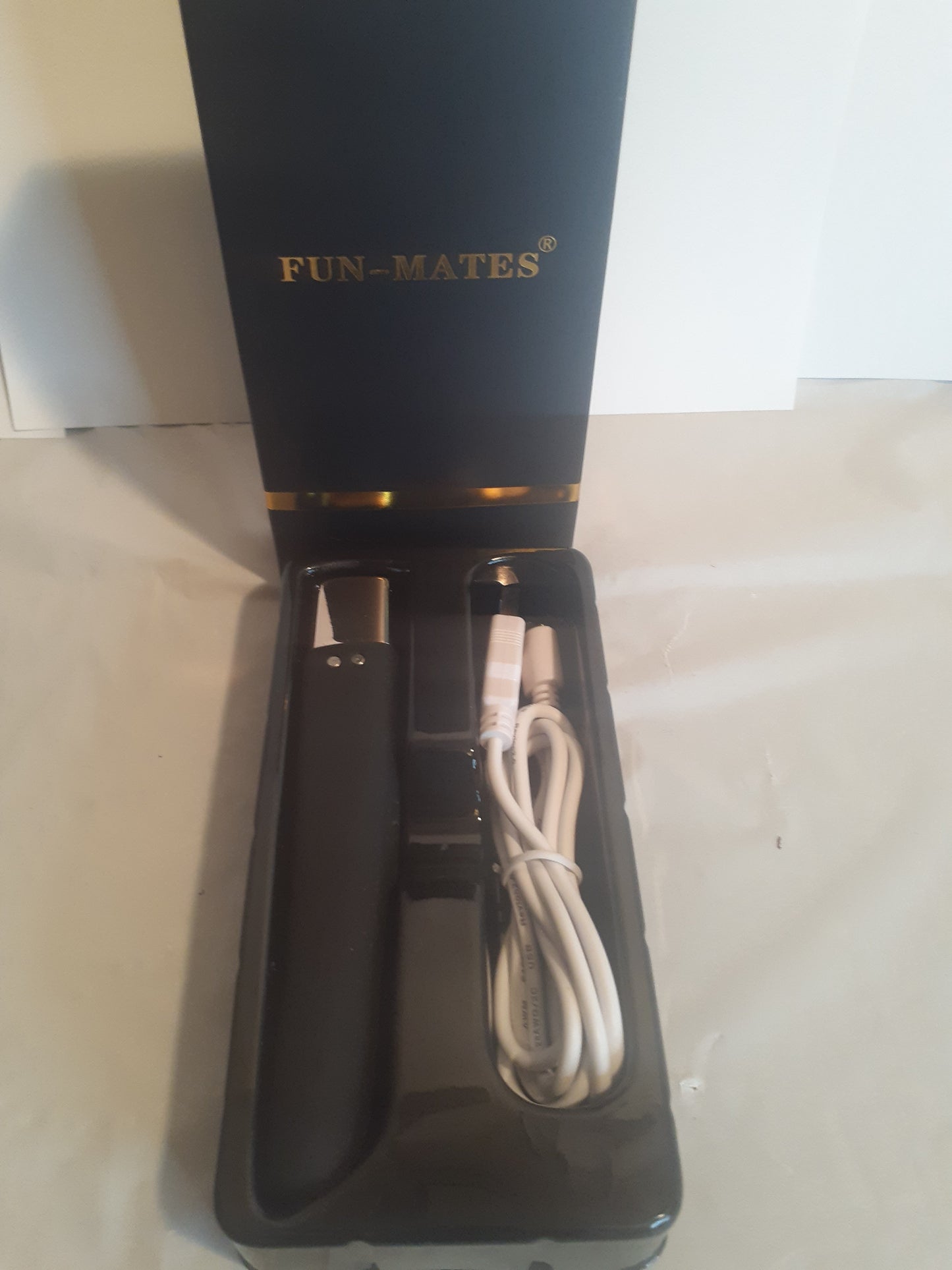 Fin mates lipstick vibrator